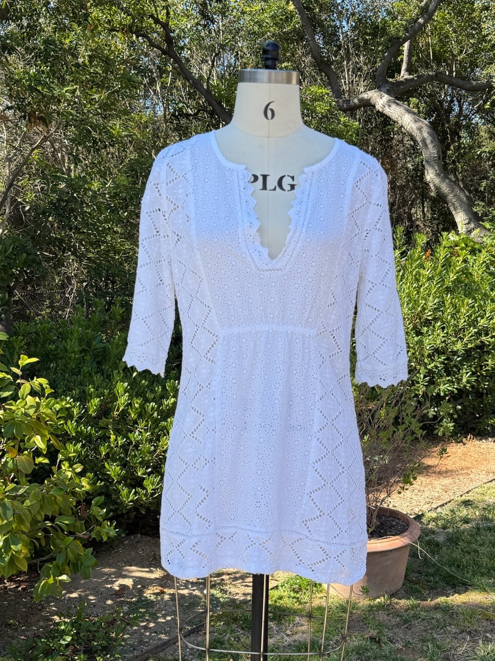 Eloise Anthropologie eyelet tunic/swim coverup - size S